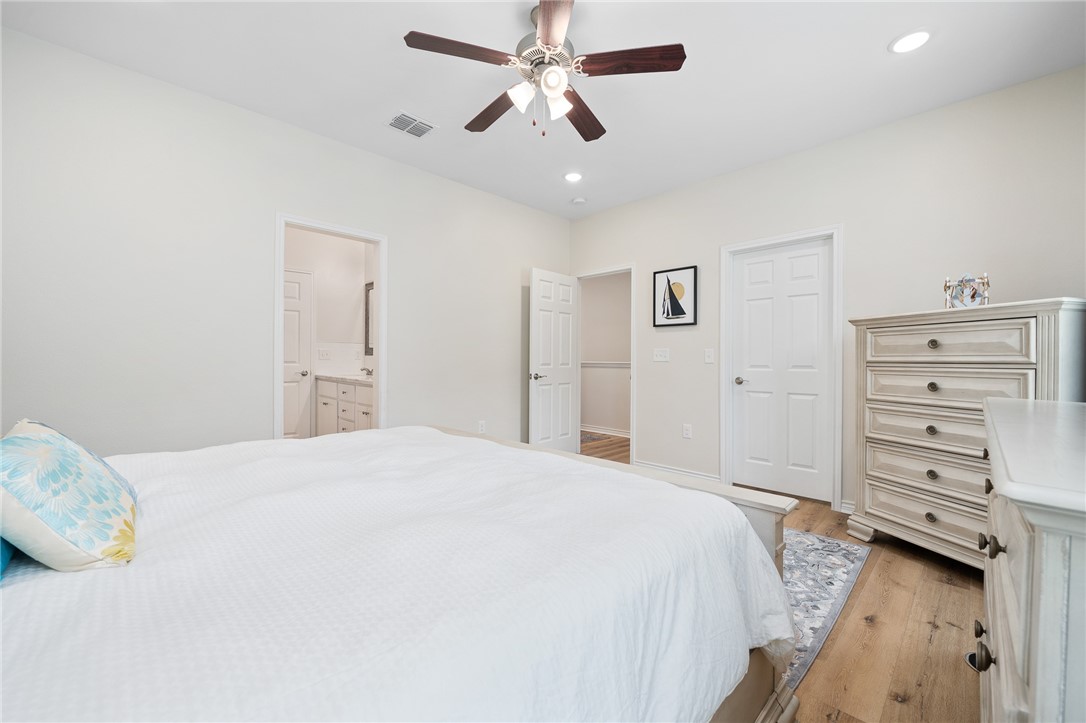 122 Lavaca Cir Property Photo 18