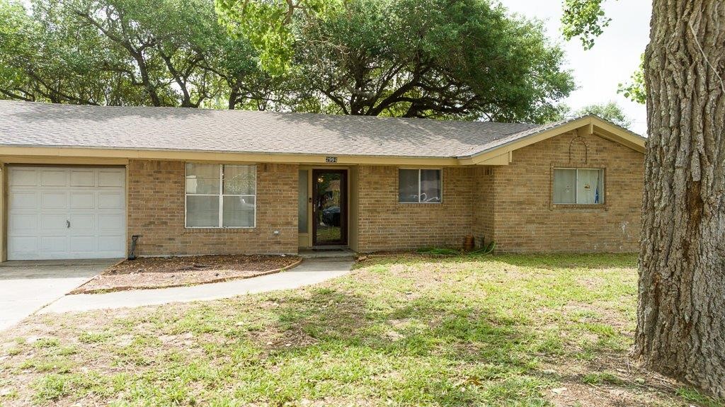 2994 Lovers Lane Property Photo