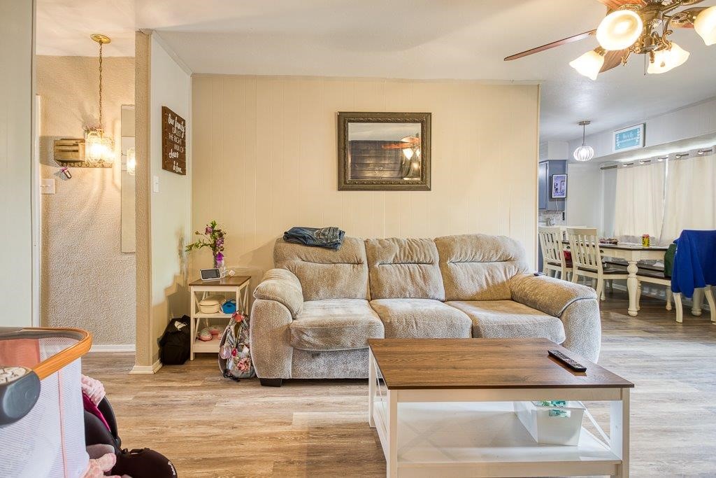 2994 Lovers Lane Property Photo 2