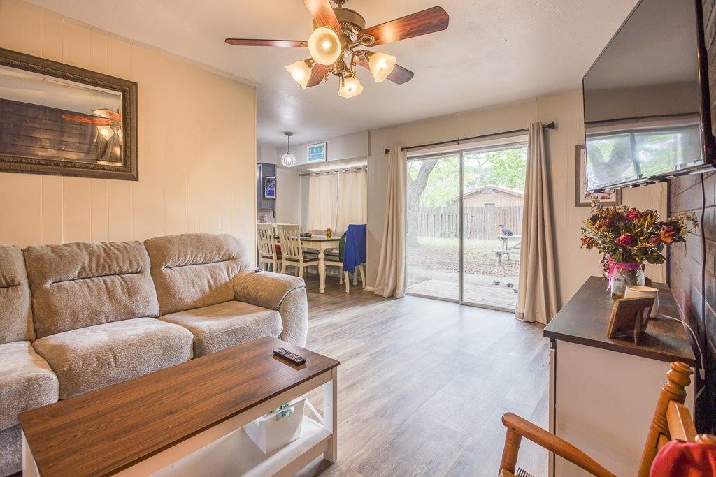 2994 Lovers Lane Property Photo 3