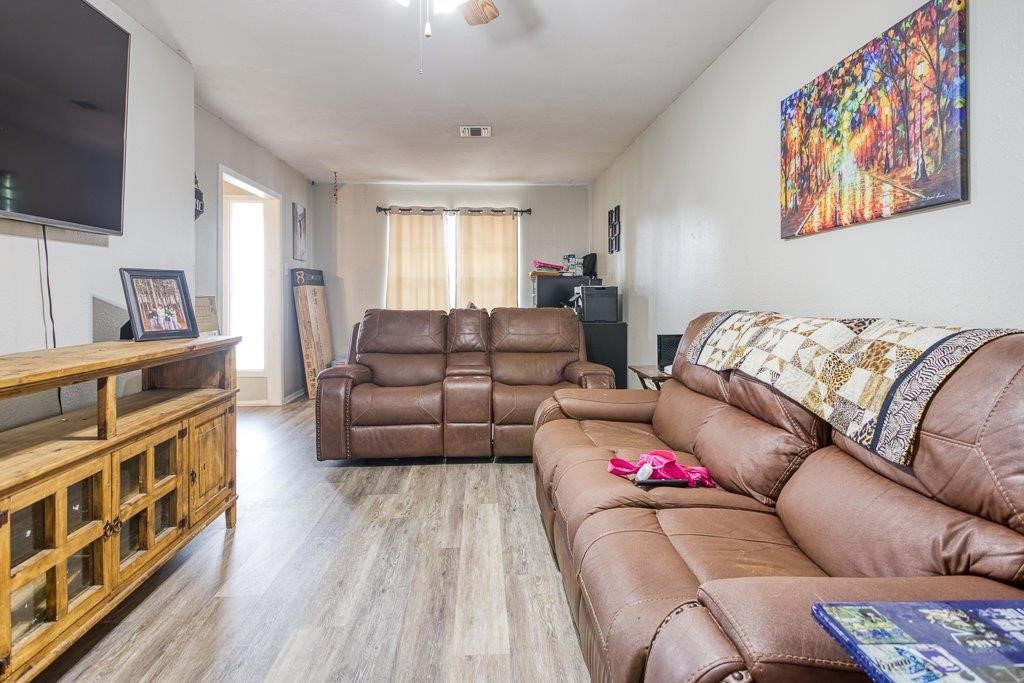 2994 Lovers Lane Property Photo 6