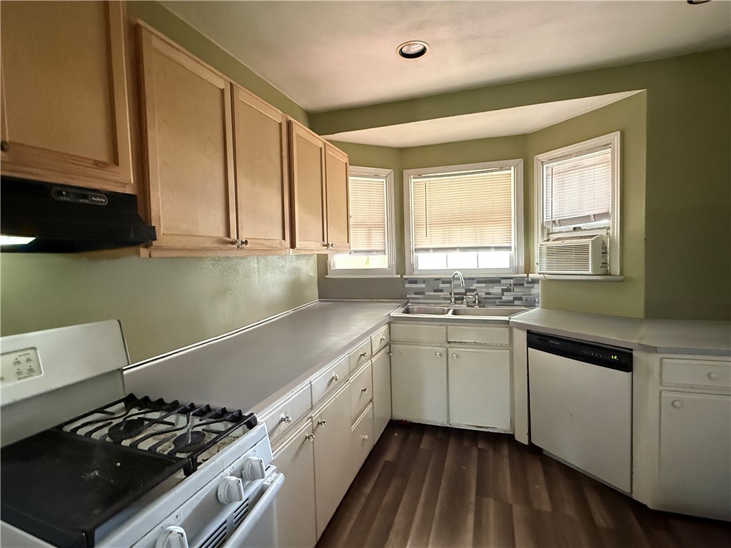 308 Katherine Dr Property Photo 3