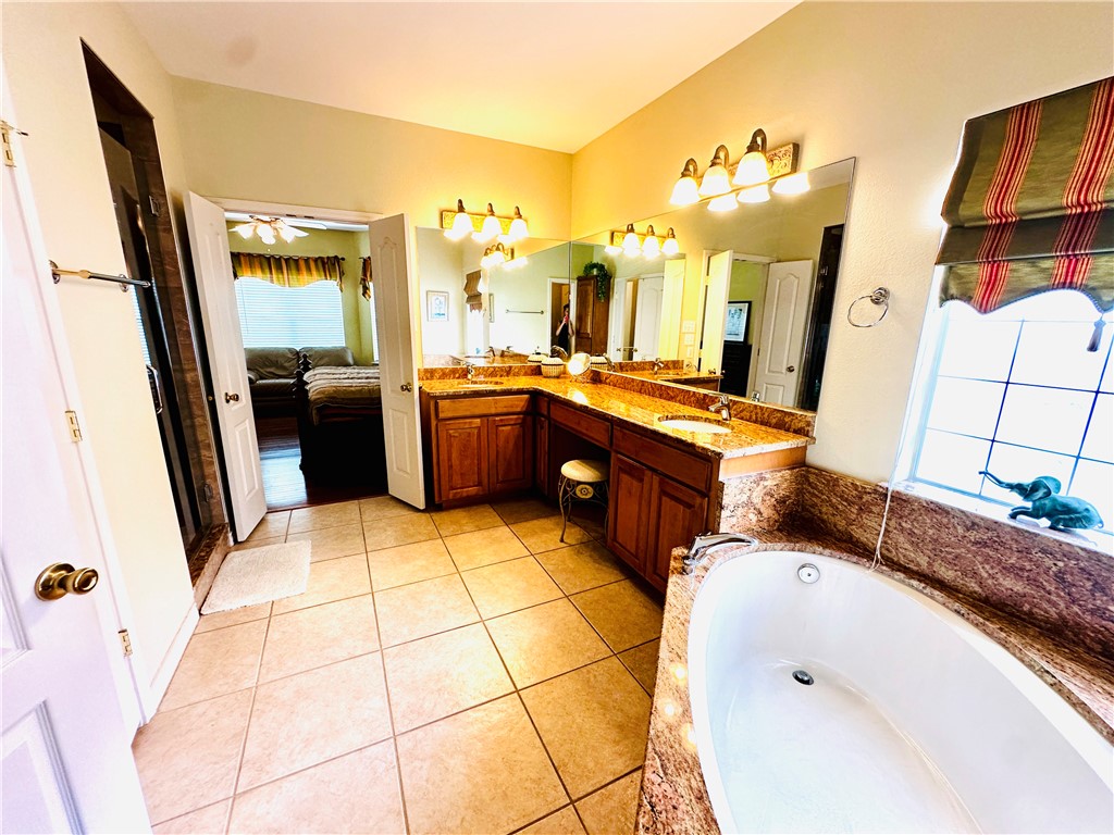 5822 Beauvais Dr Property Photo 30