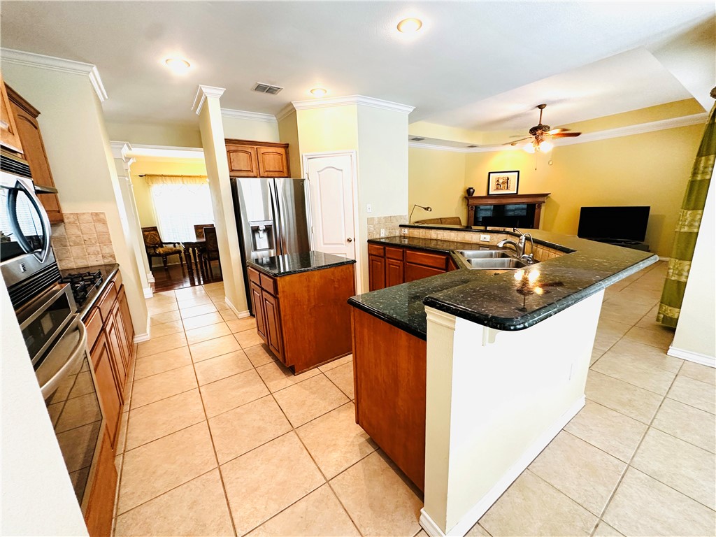5822 Beauvais Dr Property Photo 34