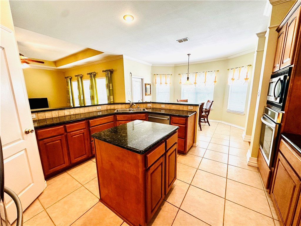 5822 Beauvais Dr Property Photo 35