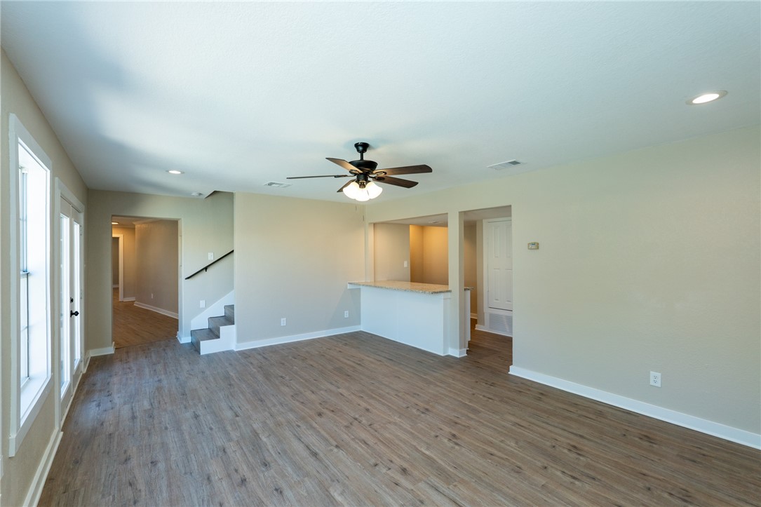 515 Seale Ave Property Photo 19