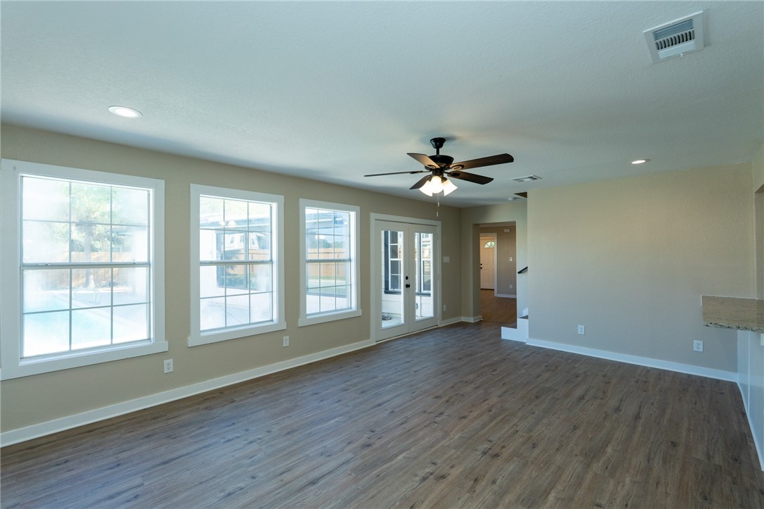 515 Seale Ave Property Photo 24
