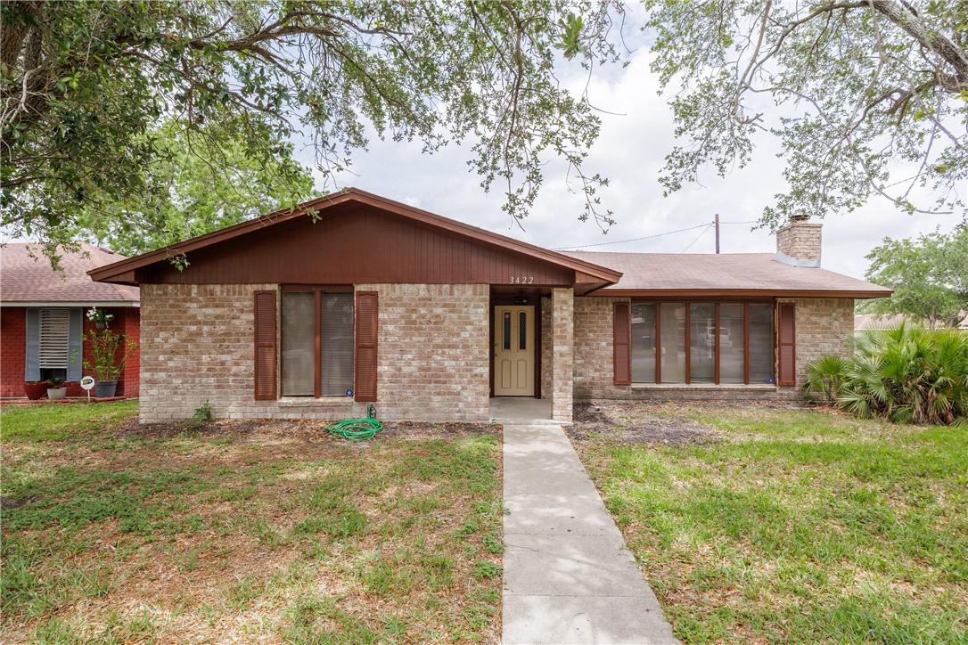 3422 Crest Elm Dr Property Photo 2