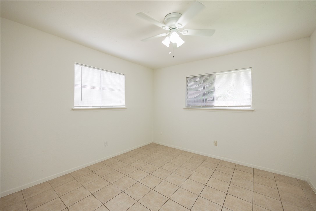 3422 Crest Elm Dr Property Photo 27