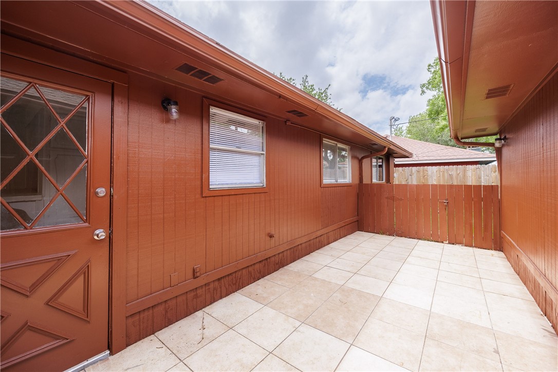 3422 Crest Elm Dr Property Photo 34