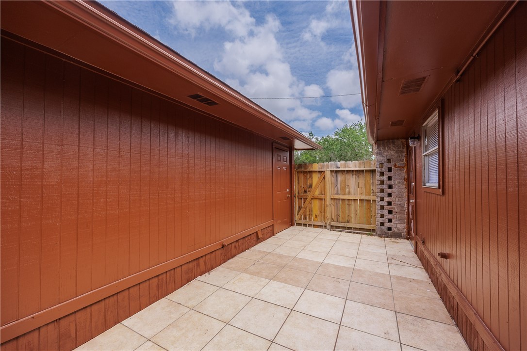 3422 Crest Elm Dr Property Photo 35