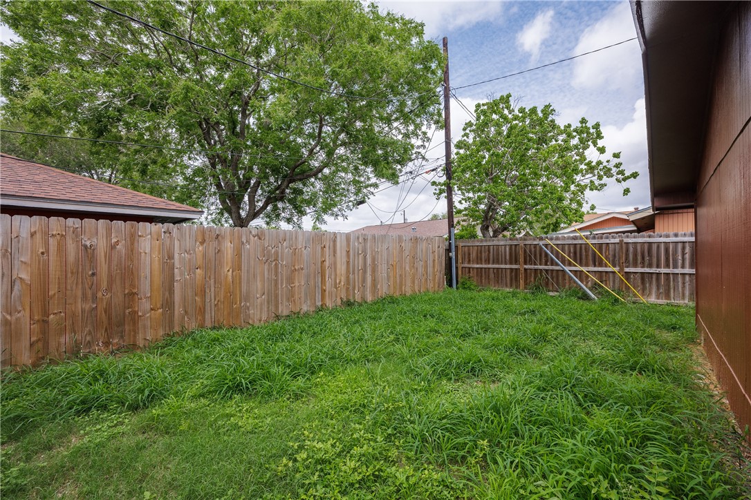 3422 Crest Elm Dr Property Photo 36