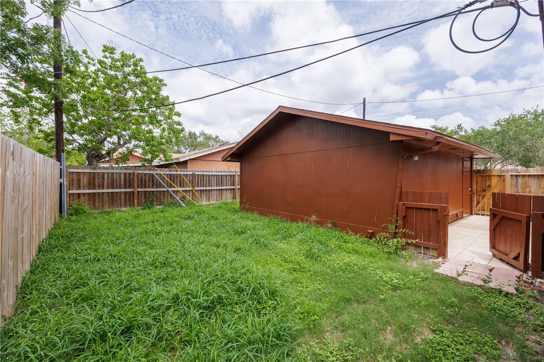 3422 Crest Elm Dr Property Photo 37