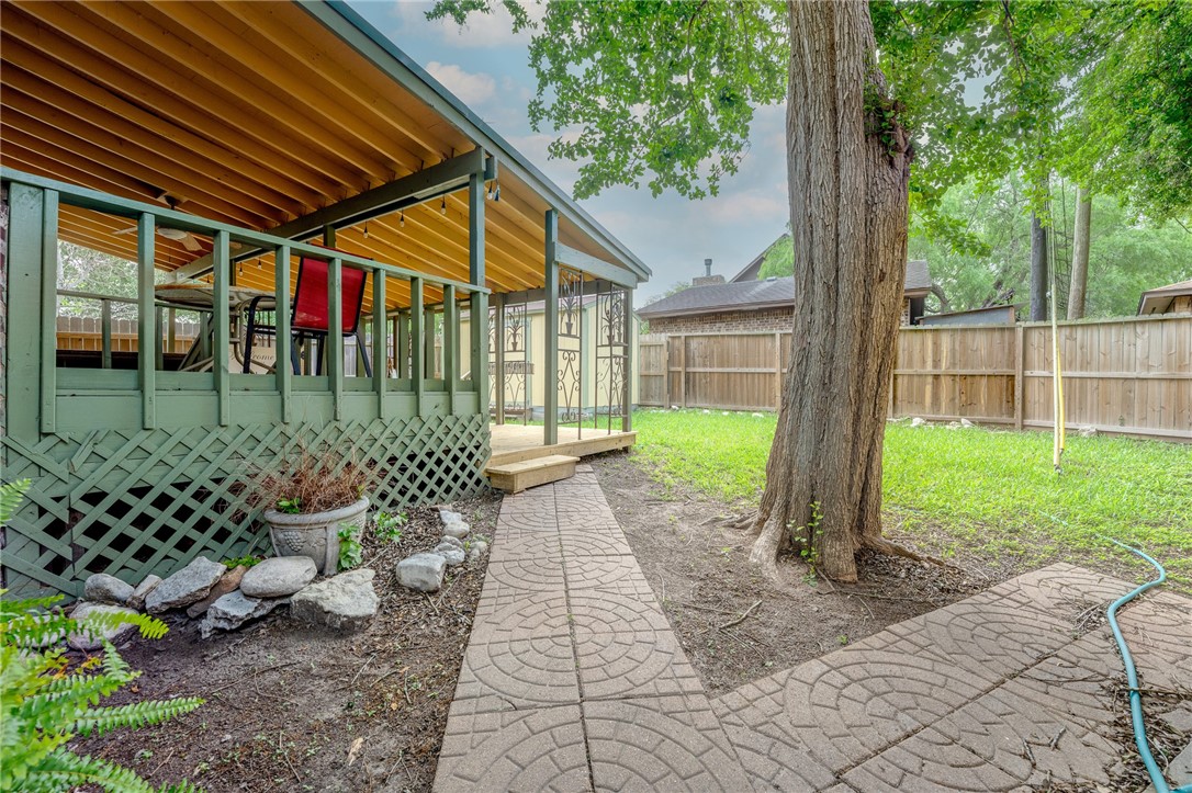10817 Stonewall Blvd Property Photo 22