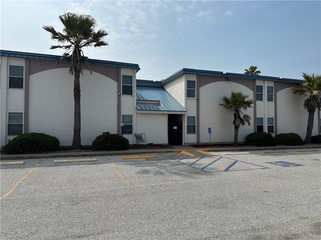 458206 Property Photo