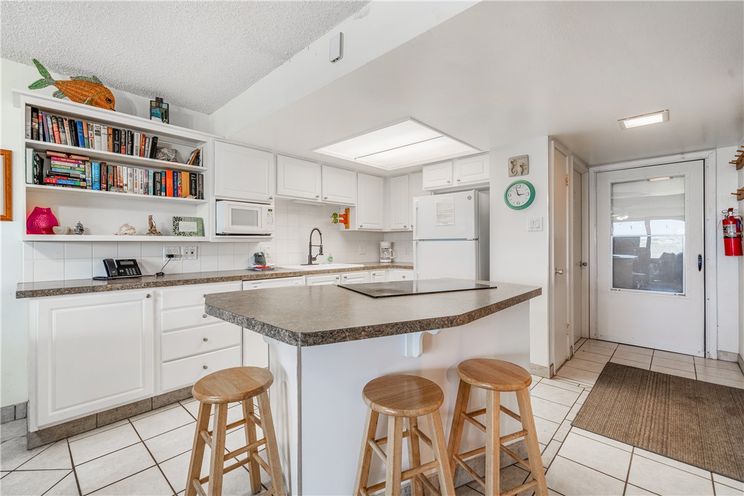 15340 Leeward Dr 107 Property Photo 2