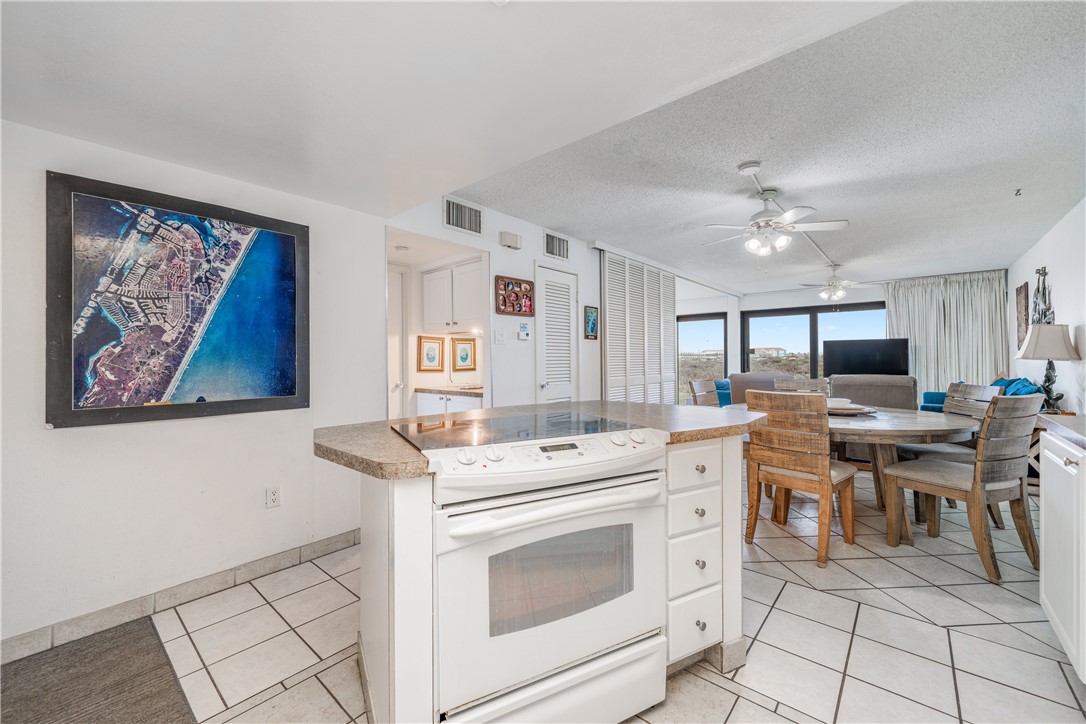 15340 Leeward Dr 107 Property Photo 3