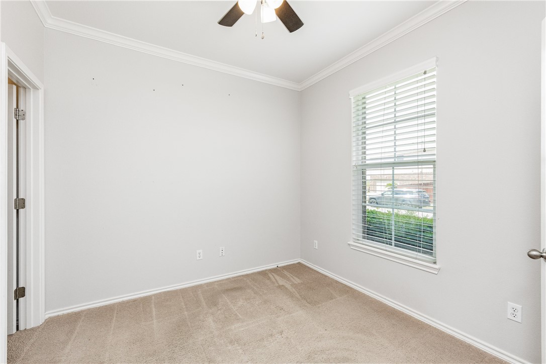 7241 Dunns Point Dr Property Photo 5