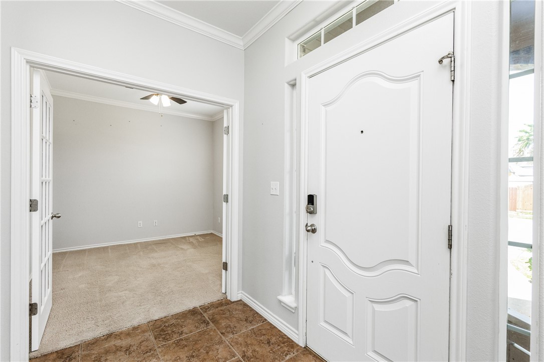 7241 Dunns Point Dr Property Photo 8