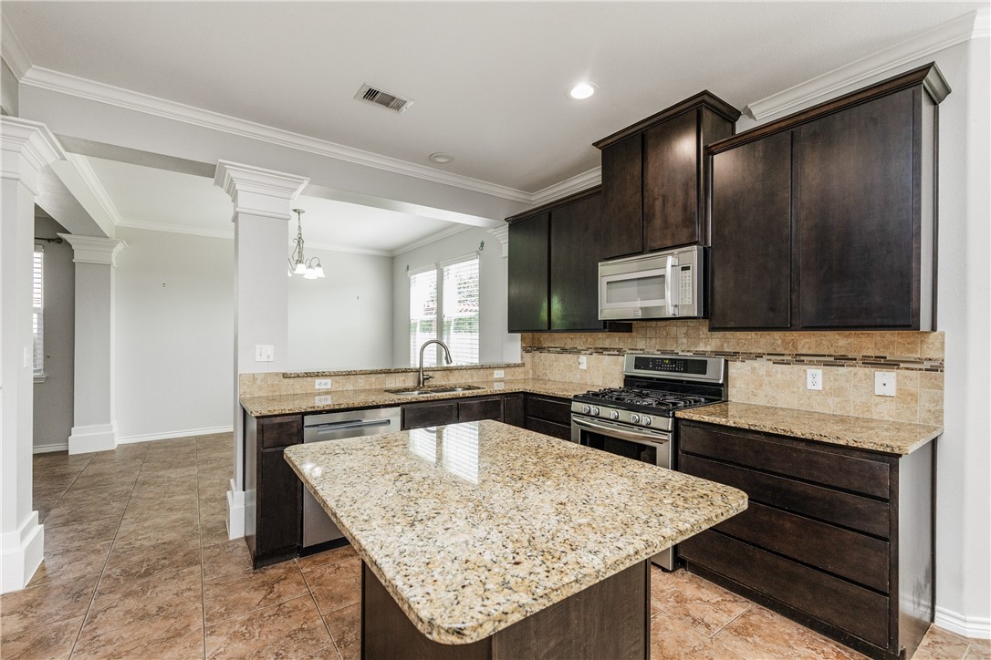 7241 Dunns Point Dr Property Photo 16