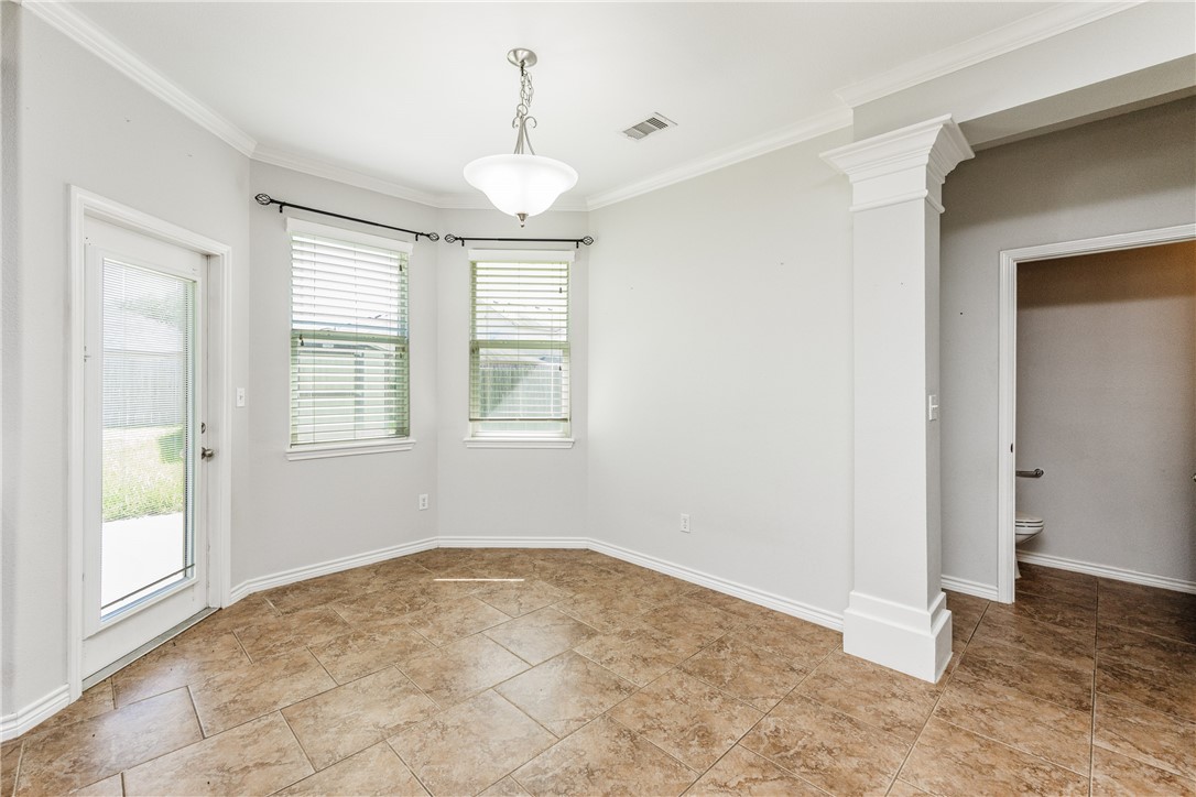 7241 Dunns Point Dr Property Photo 18