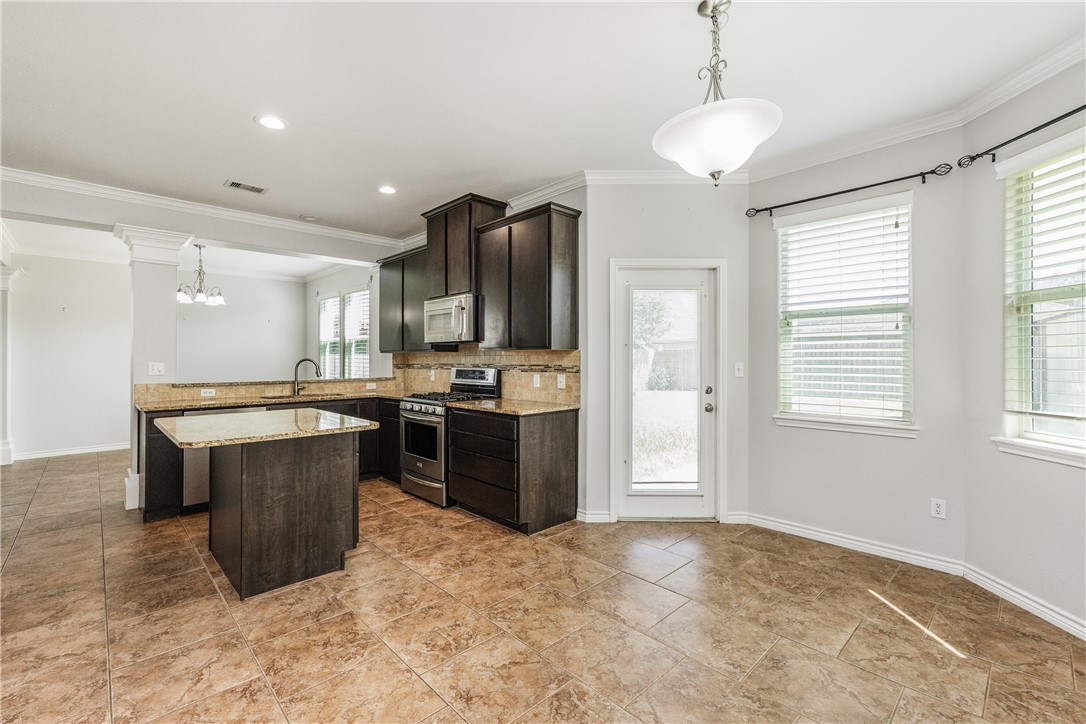 7241 Dunns Point Dr Property Photo 19
