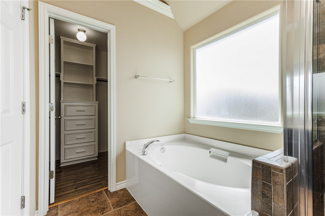 7241 Dunns Point Dr Property Photo 26