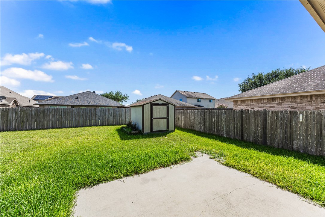 7241 Dunns Point Dr Property Photo 39