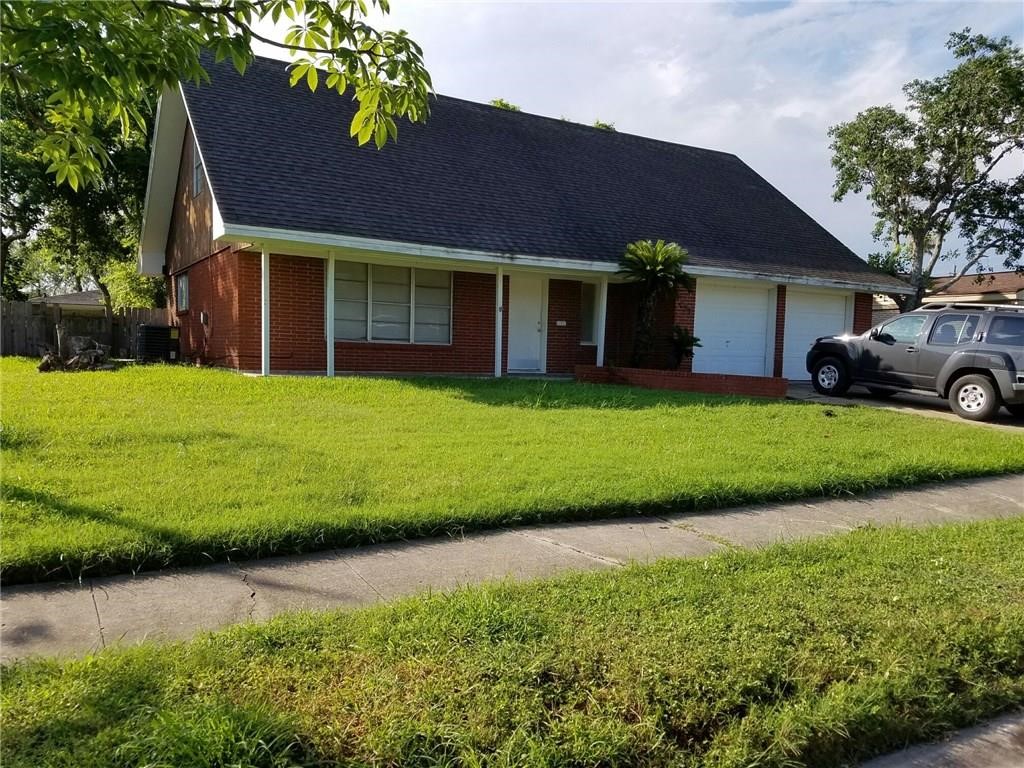 457 Haroldson Dr Property Photo