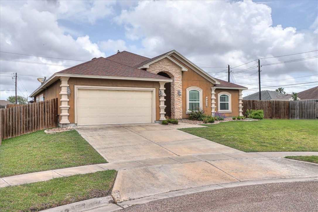 Mireles Real Estate Listings Main Image