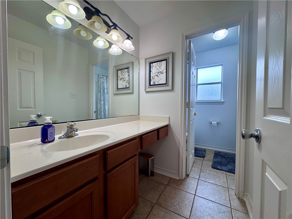 7601 Bayonne Dr Property Photo 28