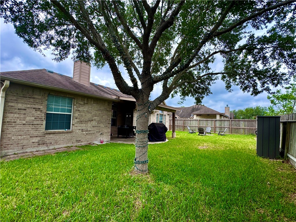 7601 Bayonne Dr Property Photo 37