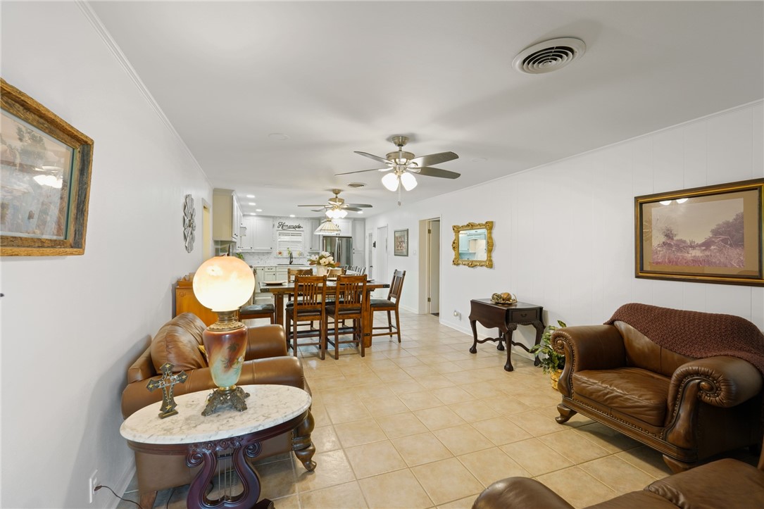 155 Harbor Circle Property Photo 4