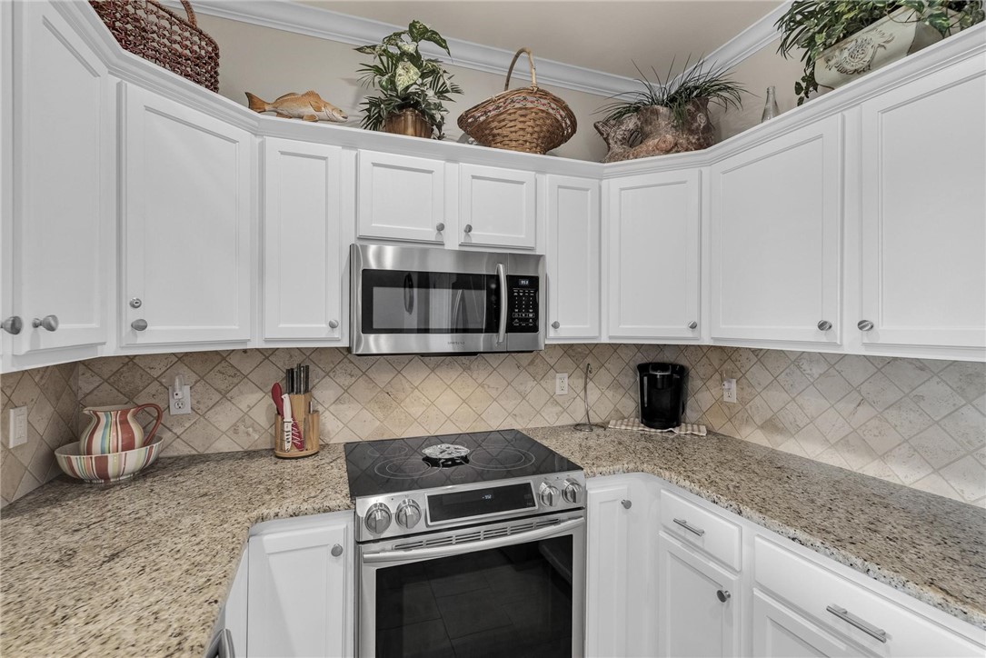 14901 Windward Dr 704 Property Photo 18