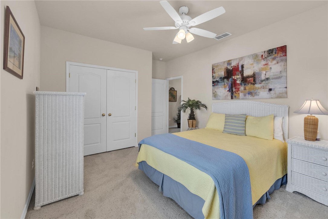 14901 Windward Dr 704 Property Photo 21