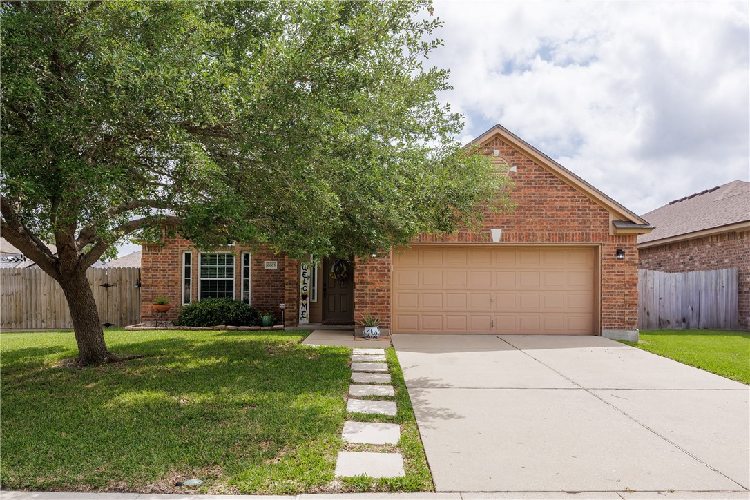 6005 Tapestry Dr Property Photo