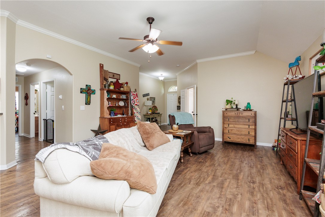 6005 Tapestry Dr Property Photo 6