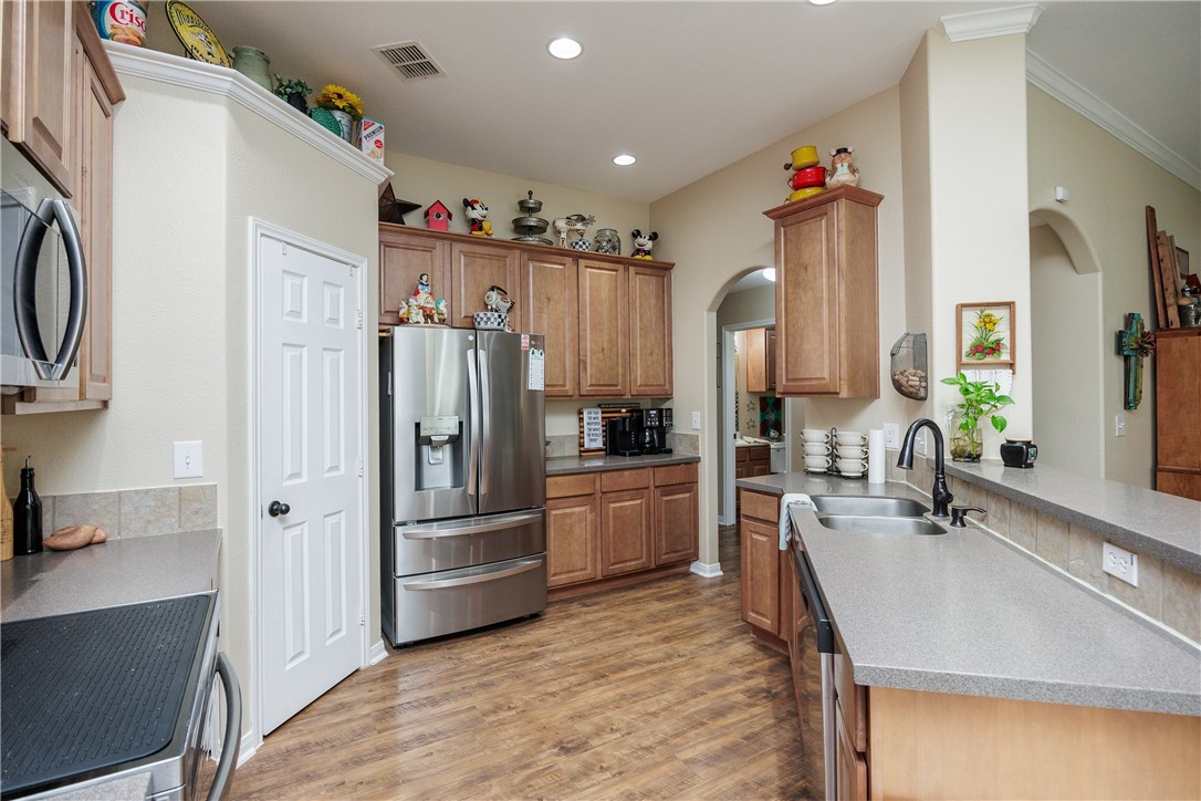 6005 Tapestry Dr Property Photo 10