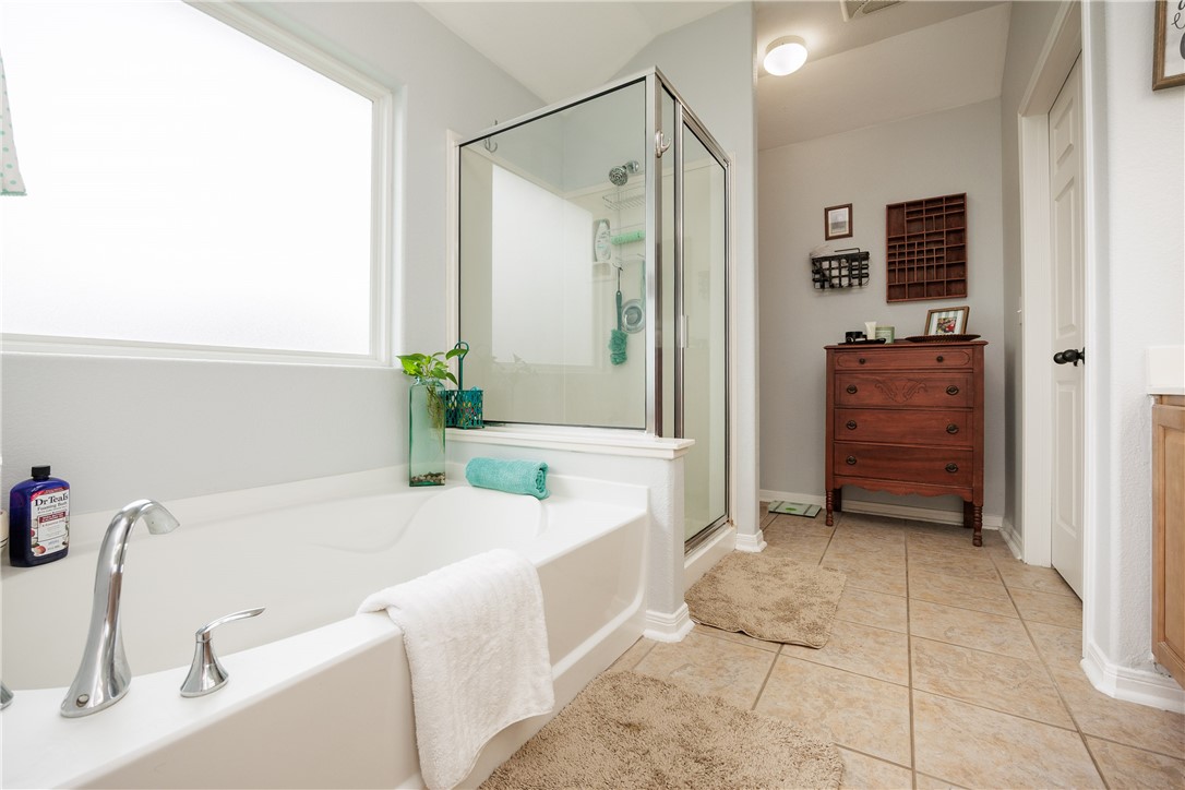 6005 Tapestry Dr Property Photo 17
