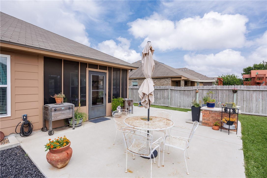 6005 Tapestry Dr Property Photo 35