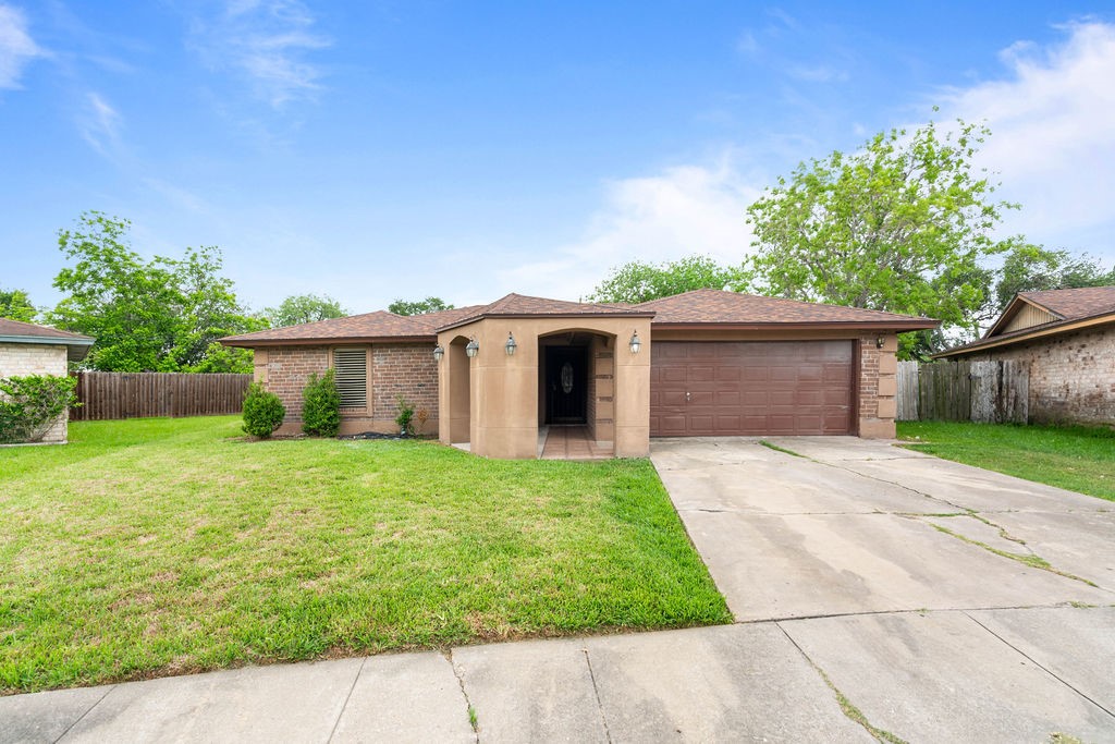 5718 Crestland Dr Property Photo 1