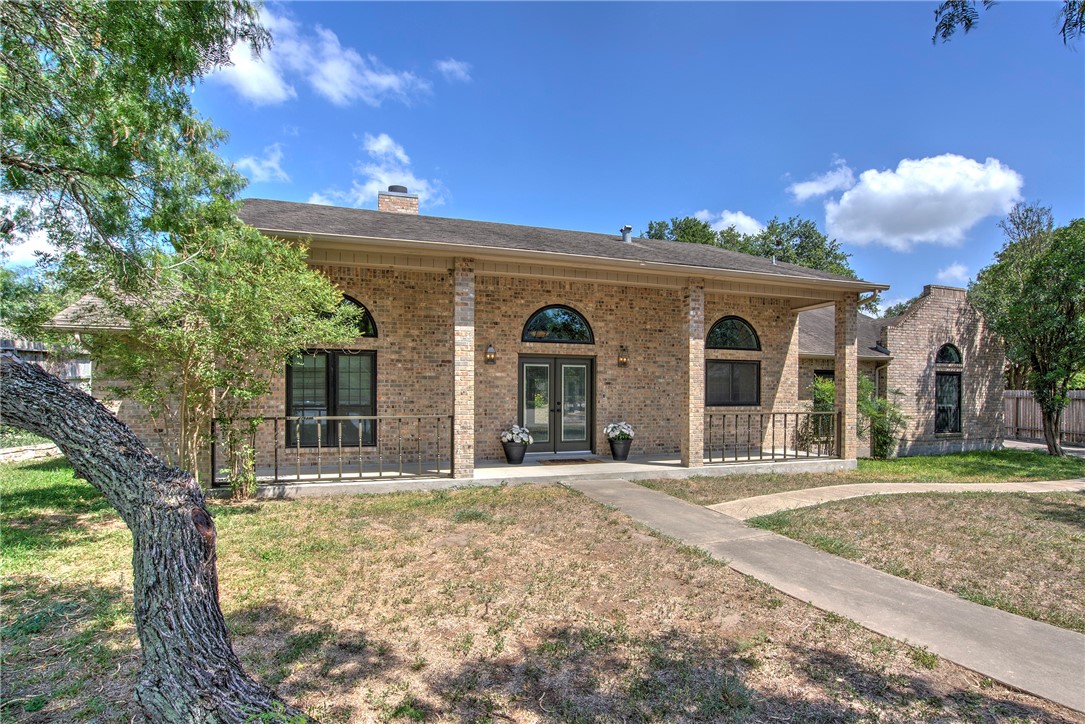 4102 Castle Valley Dr Property Photo 3
