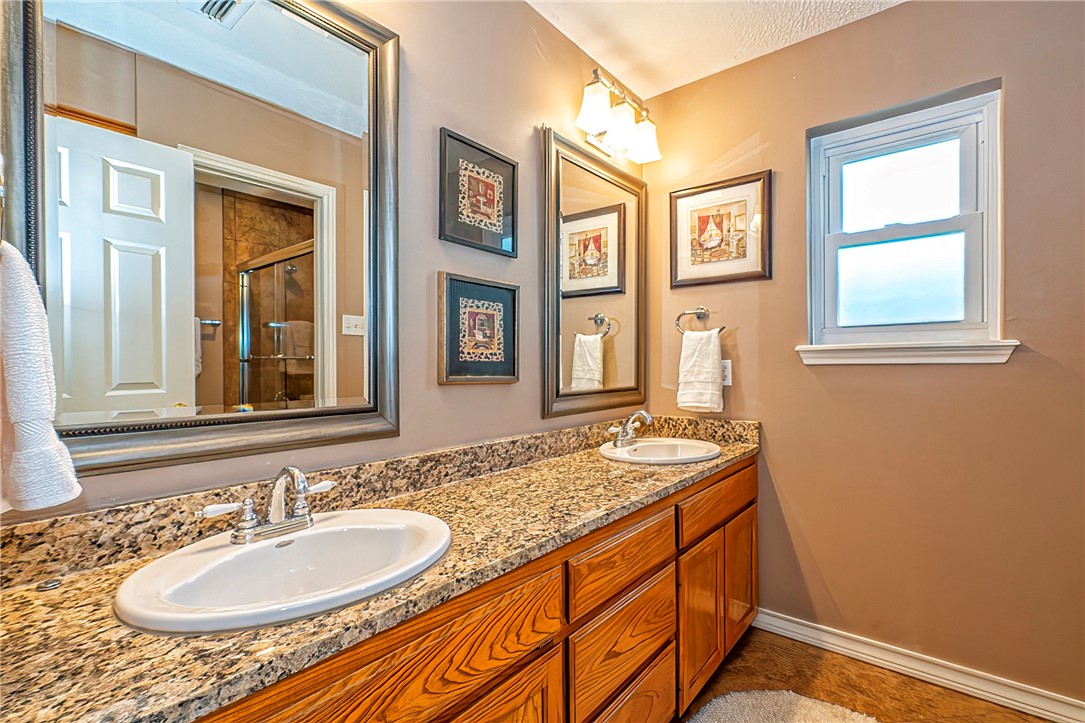 4102 Castle Valley Dr Property Photo 23