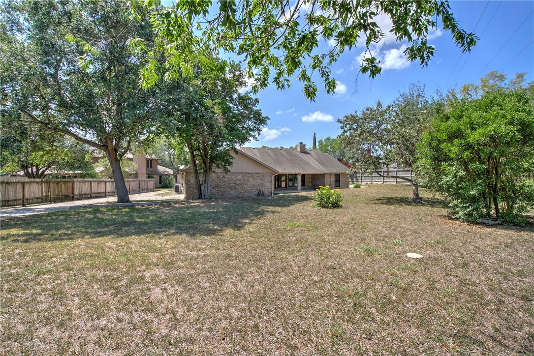 4102 Castle Valley Dr Property Photo 35