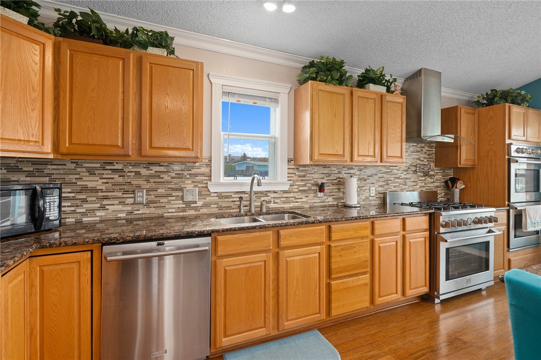 106 Bayshore Circ Property Photo 13