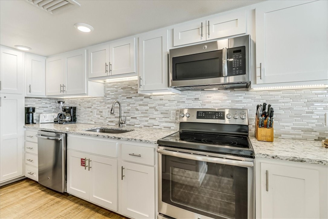 6745 Seacomber 609 Property Photo 10