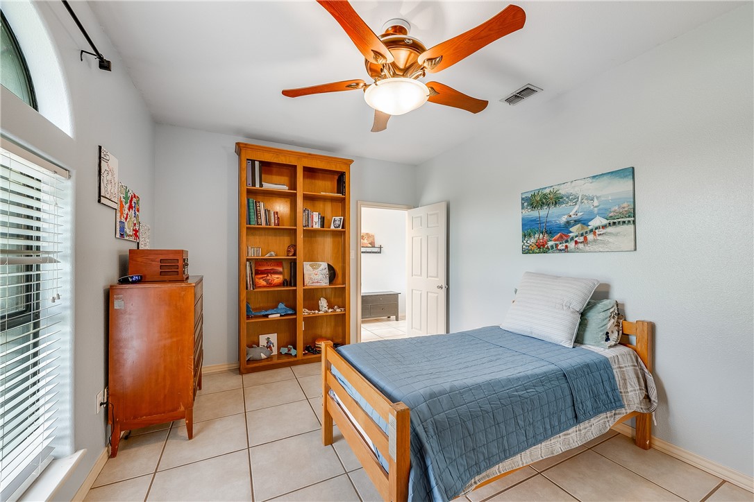 6041 King Trail Property Photo 16
