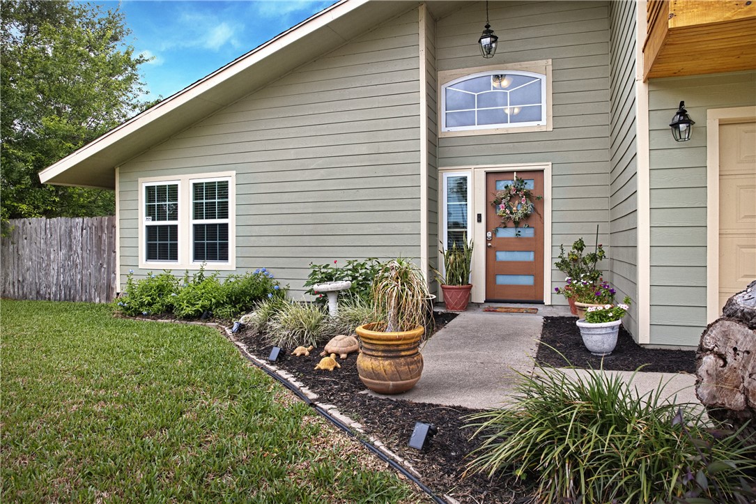 6995 Lovers Lane Property Photo 2