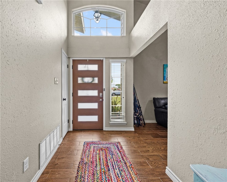6995 Lovers Lane Property Photo 3
