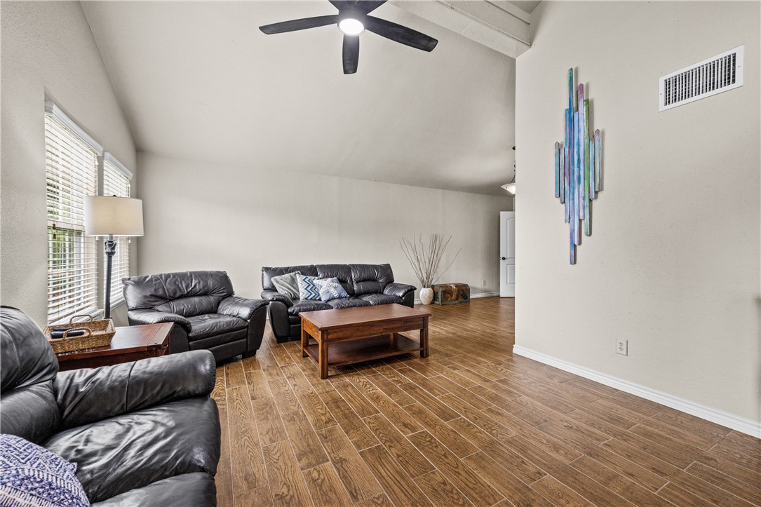 6995 Lovers Lane Property Photo 6